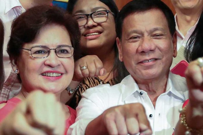 20161128-duterte-zimmerman-mnib_942_628