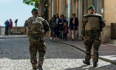 640x410_illustration-legionnaires-engages-mission-sentinelle-lyon-400x242
