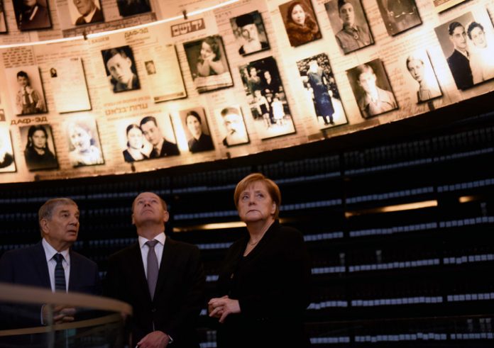 chanceliere-allemande-Angela-Merkel-visite-memorial-Shoah-Jerusalem-4-octobre-2018_0_728_514