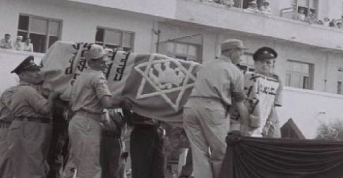 La-dépouille-de-Théodore-Herzl-arrive-en-Israël