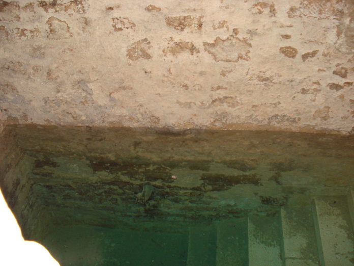 1200px-Montpellier_Mikveh