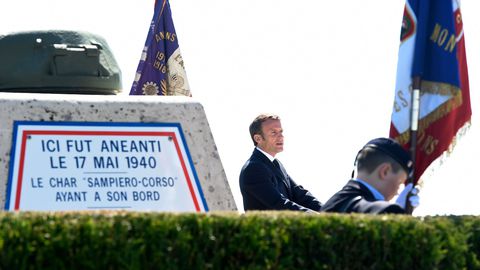 emmanuel-macron-a-la-ville-aux-bois-les-dizy-dans-l-aisne_6262626