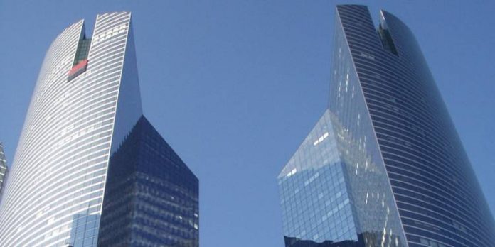 pourquoi-nos-banques-souffrent-si-fort-de-la-crise-1377061