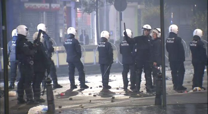 Police-Émeutes-à-Bruxelles-11112017