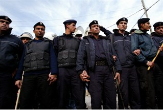 Policiers-de-lAP-90
