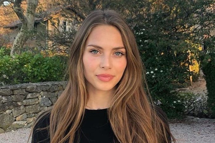 7800915712_april-benayoum-21-ans-est-la-nouvelle-miss-provence