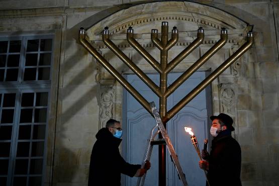 fete-juive-des-lumieres-hanouka_5100213