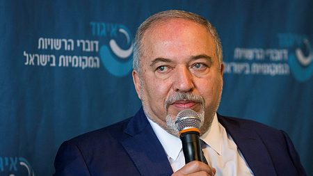 Avigdor-Lieberman-Meïr-Vaknin-90