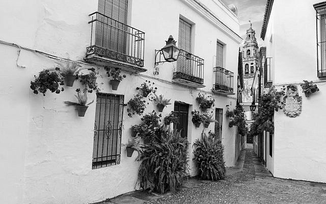 un-must-see-a-la-andaluza_85fbdae3_1246x842-2-ConvertImage-640x400