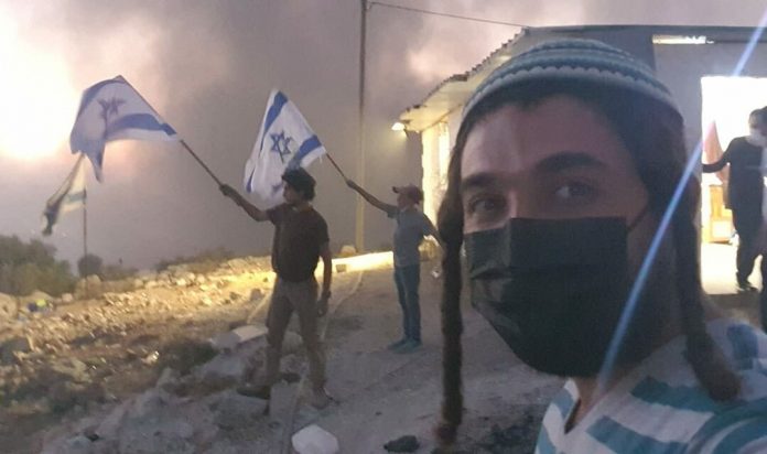 20210629-3a_Les habitants d’Evyatar défient les Arabes