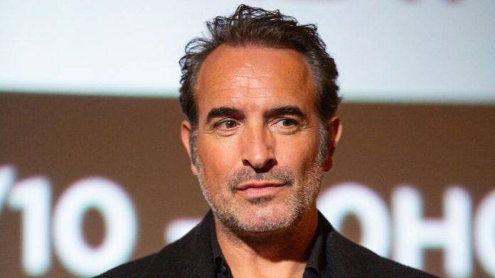 jean-dujardin-mis-a-l-ecart-ses-dechirantes-confessions-sur-son-enfance-difficile