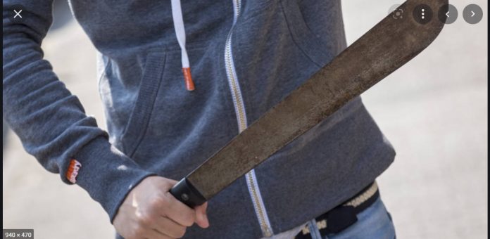 2021-11-06 19_37_57-Terroriste machette – Recherche Google