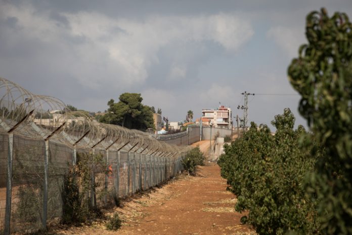 border-fence-with-Lebanon-outside-Metullah-696x464