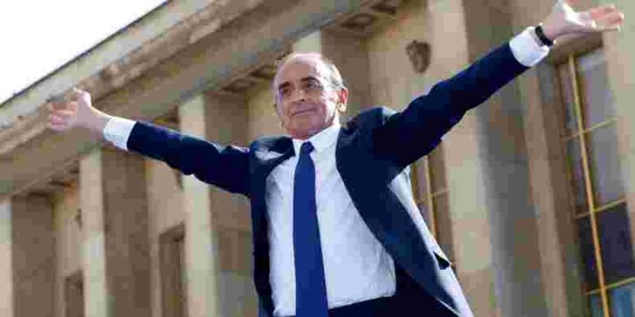 legislatives-2022-eric-zemmour-se-presente-a-saint-tropez