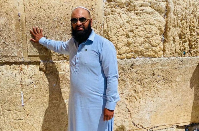 Noor-Dahri-at-the-Kotel-August-19-2022.-696x461-1 (1)