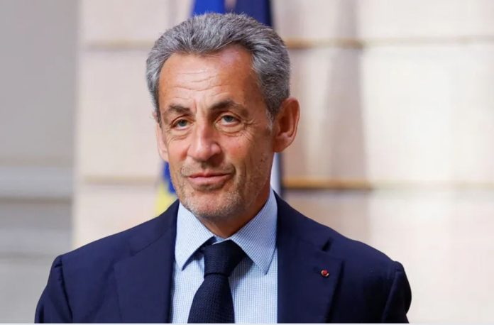 2022-10-23 12_51_13-Nicolas Sarkozy suggère à Emmanuel Macron de se tourner _de façon plus franche_