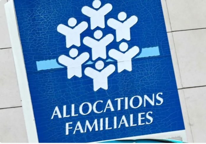 2022-12-10 21_42_37-Quand des algorithmes notent les allocataires de la Caf