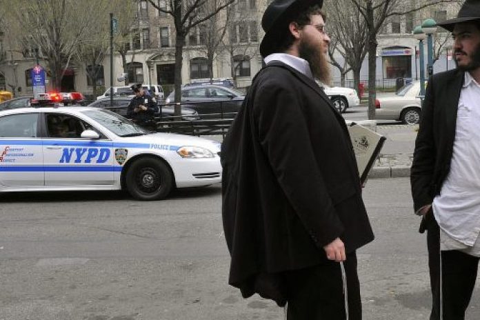 CROWN-HEIGHTS-702x336-1320x880