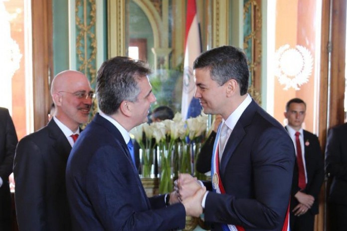 Paraguay-2-696x464