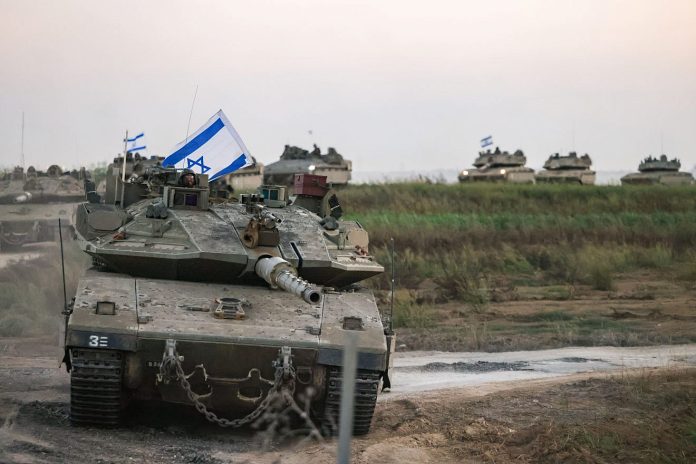IDF-Tanks-Headed-to-Southern-Border-With-Gaza-1320x880