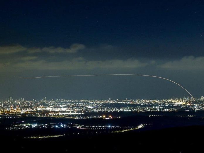 Iron-Dome-Intercepts-Rocket-Launched-From-the-Gaza-Strip-800x800