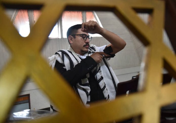 INDONESIA-RELIGION-JUDAISM-RIGHTS
