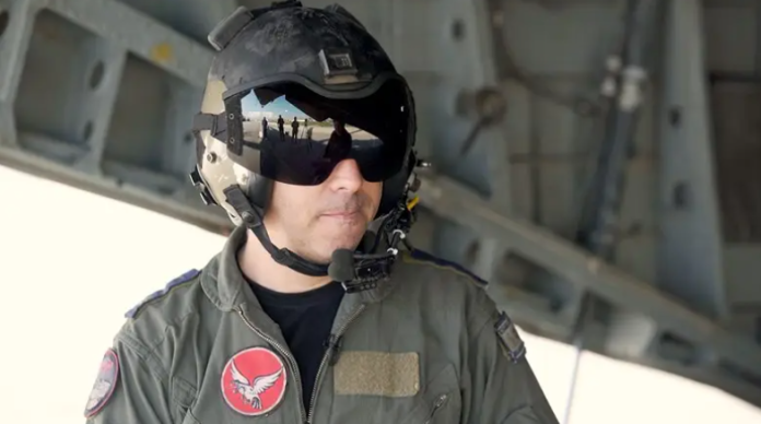 Air_mechanic_story_of_the_helicopter