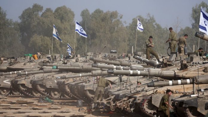 Israeli forces at the Israel-Gaza border