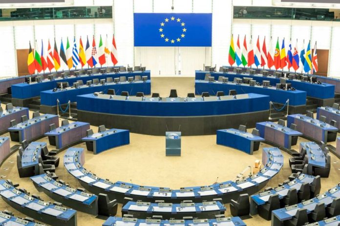 hemicycle-parlement-europeen-06410-1024x683