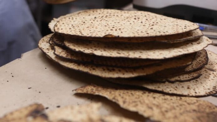Shmurah-Matzah-880x495