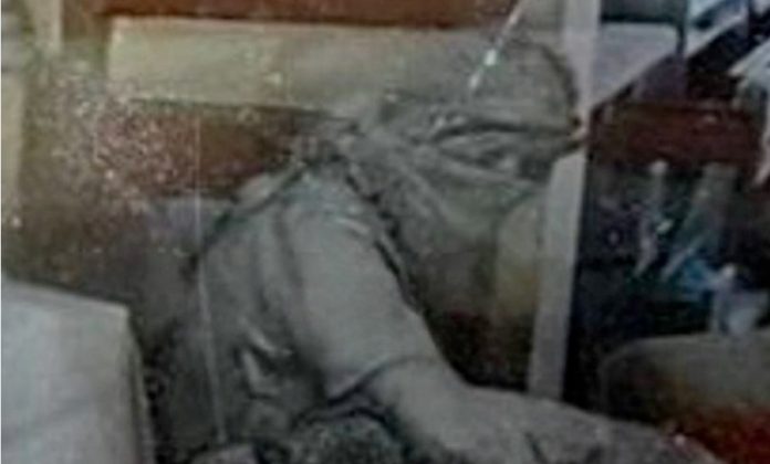 YS10