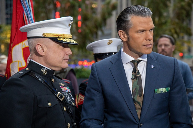 hegseth-et-marinet