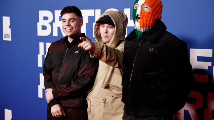 Les-membres-du-groupe-de-rap-irlandais-Kneecap-a-Londres-le-8-decembre-2024-2085234