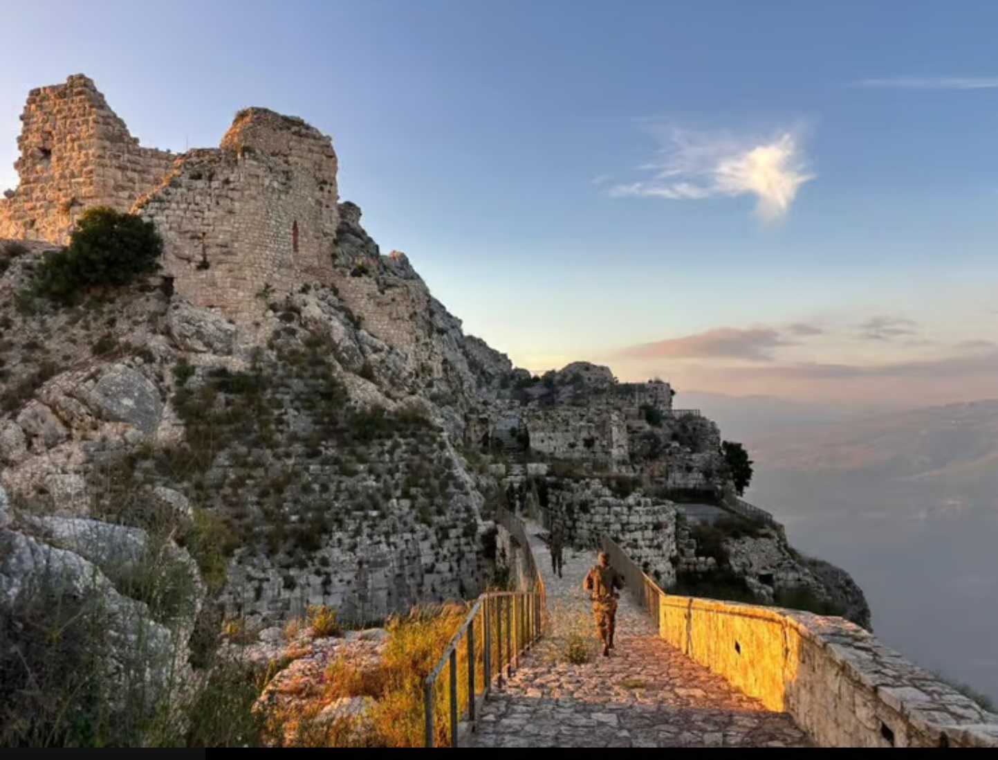 Tsahal a pris le contrôle de Beaufort, au sud du Liban.